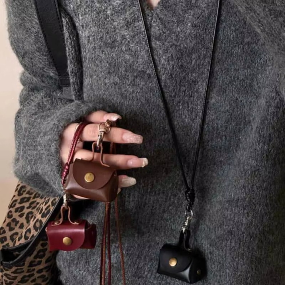 Men Accessories Neck Chain - Mini ve Kompakt Deri Asılı Boyun